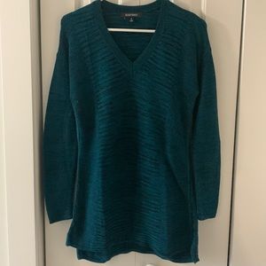 Women’s v-neck sweater size S